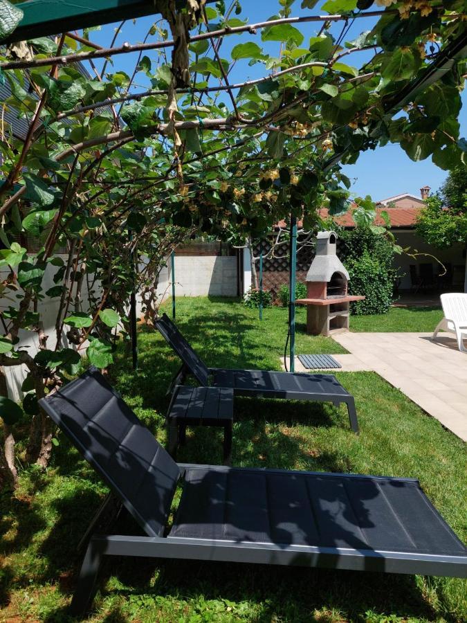 Villa Toni Umag Exteriér fotografie